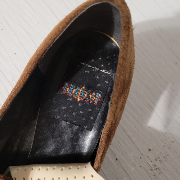 Transit Dark Tan Suede Heels with Gold Details - Picture 9 of 9